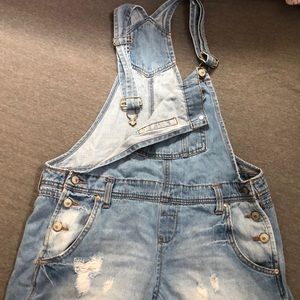 Lei overall cut offs!!💕